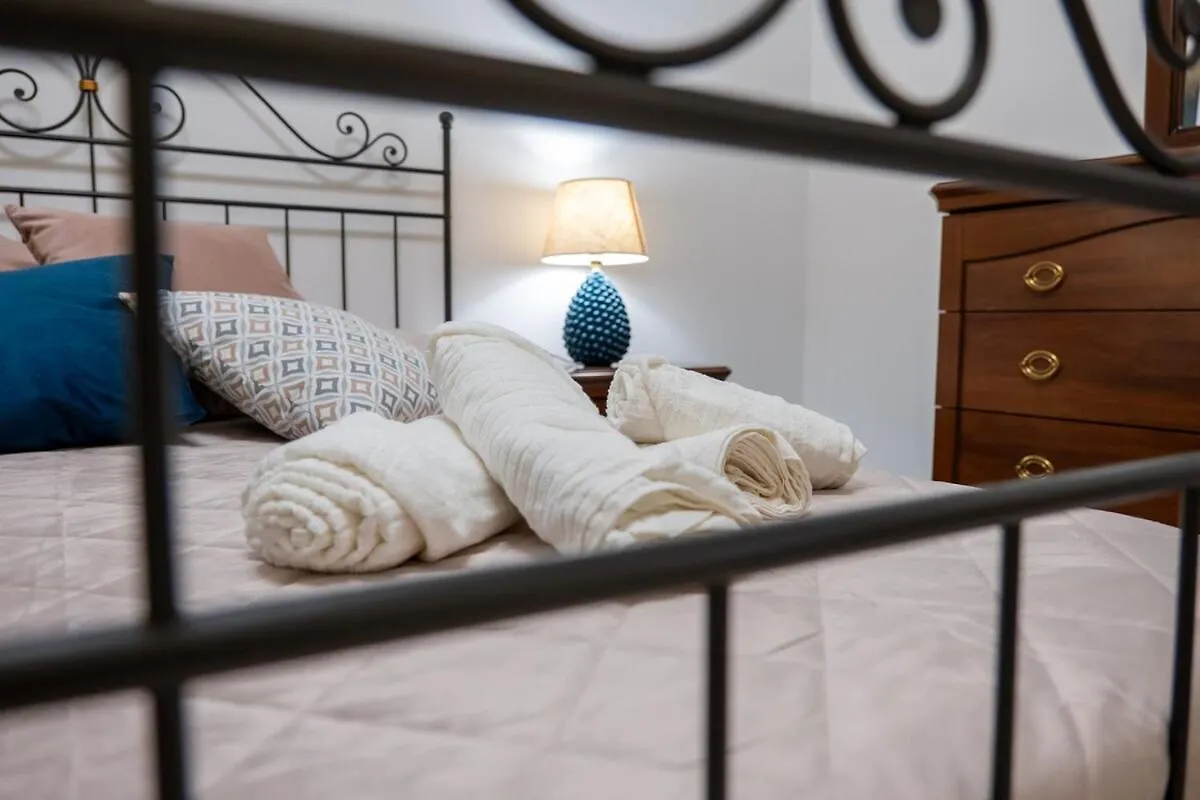 Panoramic Villa Fiore Di Limone Near Cefalu 산토스테파노디카마스트라 아파트