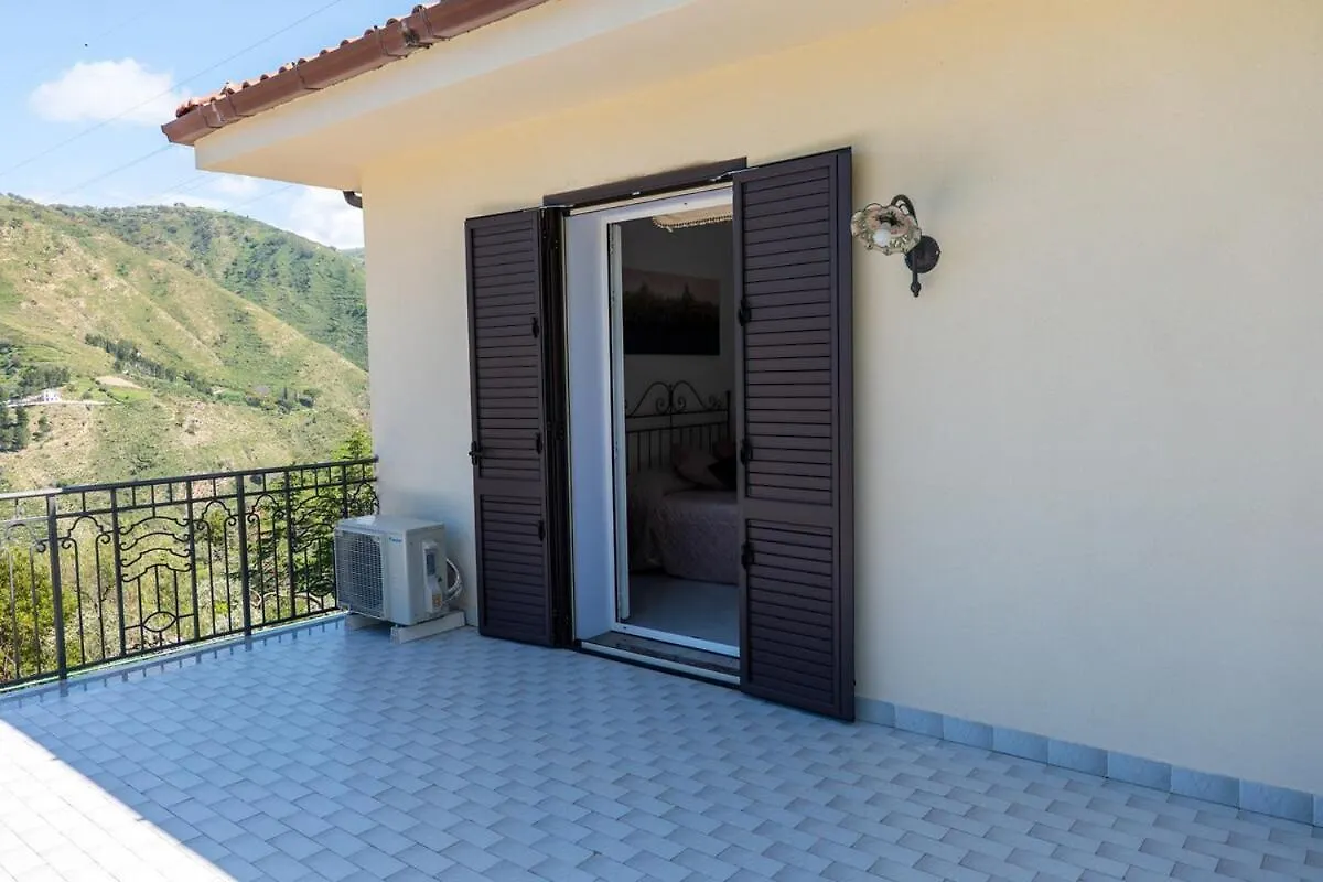 Panoramic Villa Fiore Di Limone Near Cefalu Santo Stefano di Camastra Italien